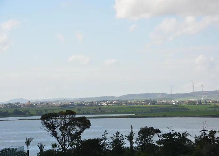 Lägenhet Sea And Salt Panoramic View Larnaca