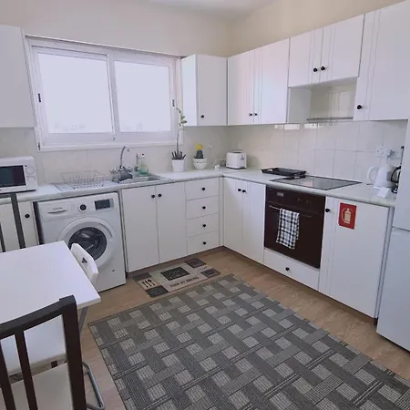 Sea And Salt Panoramic View Apartment Larnaca